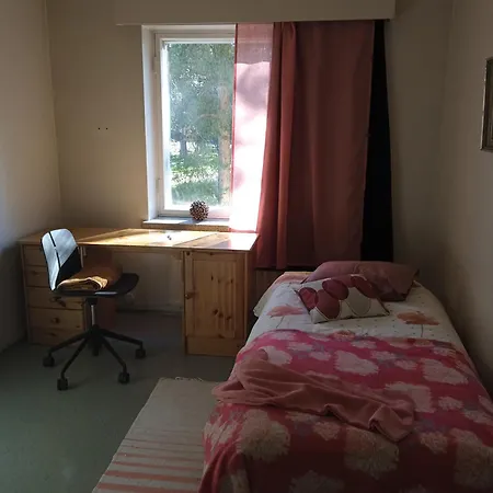 Albergue Ouluhostel Allimaria *